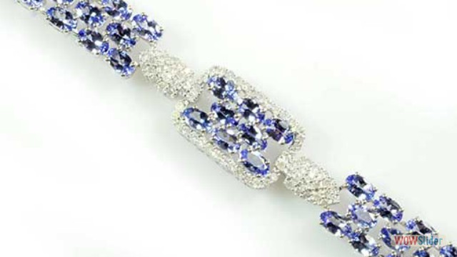 TANZANITE AND DIAMOND BRACELET