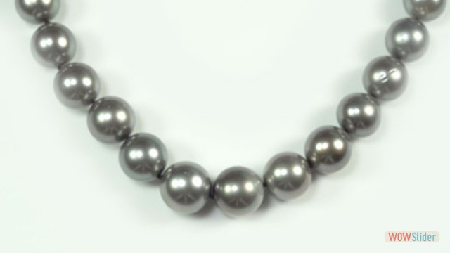 SEA PEARL NECKLACE