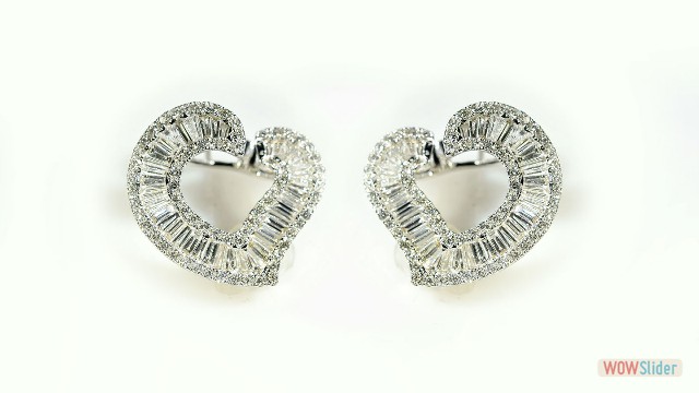 DIAMOND EARRINGS