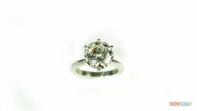 DIAMOND SOLITAIR RING