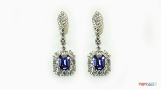TAN AND DIA EARRINGS
