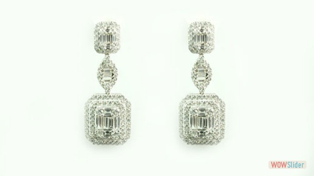 DIAMOND EARRINGS