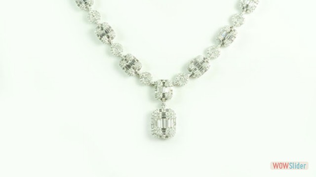 DIAMOND NECKLACE