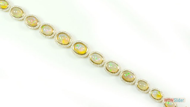 OPAL AND DIAMOND BRACELET