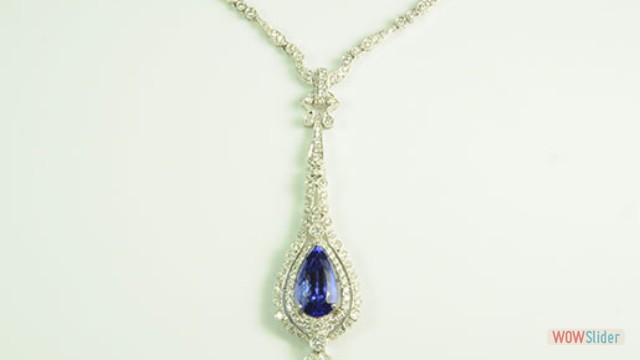 TANZANITE AND DIAMOND NECKLACE