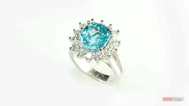 ZIRCON AND DIAMOND RING